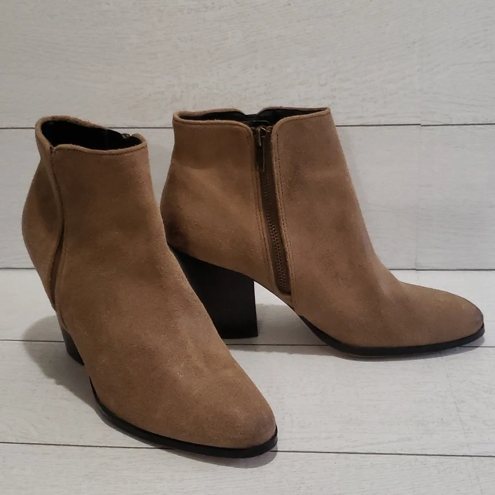 Dolce Vita 8 heel textured suede tan booties